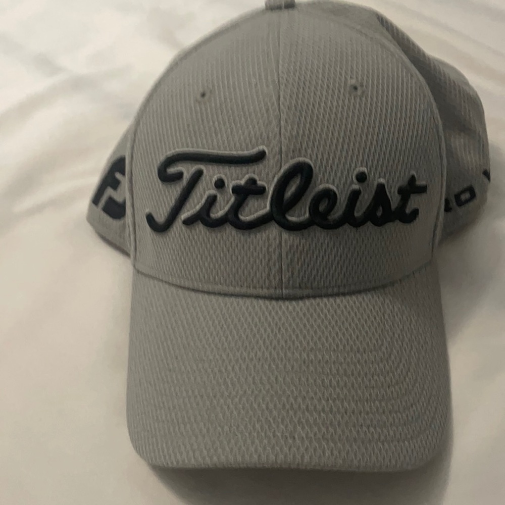 NWOT Titleist Hat